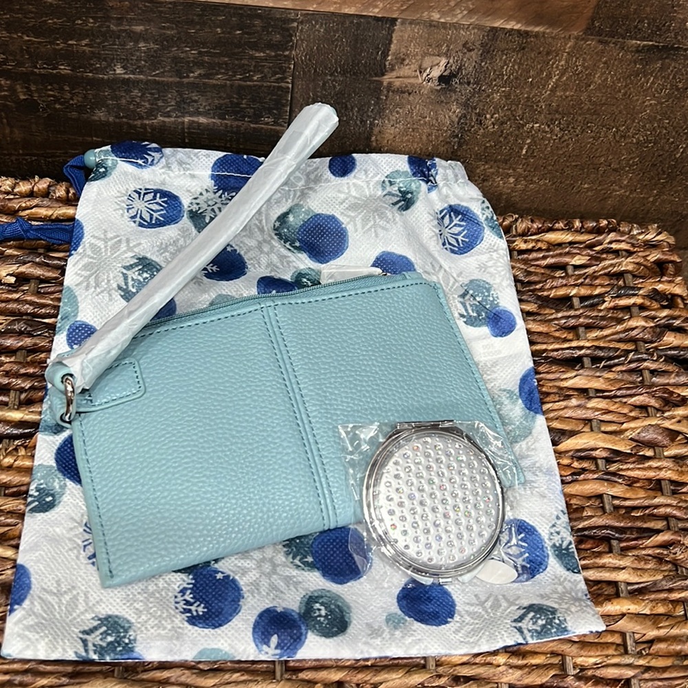 31 Hello Happy Set with bag, wallet and mirror